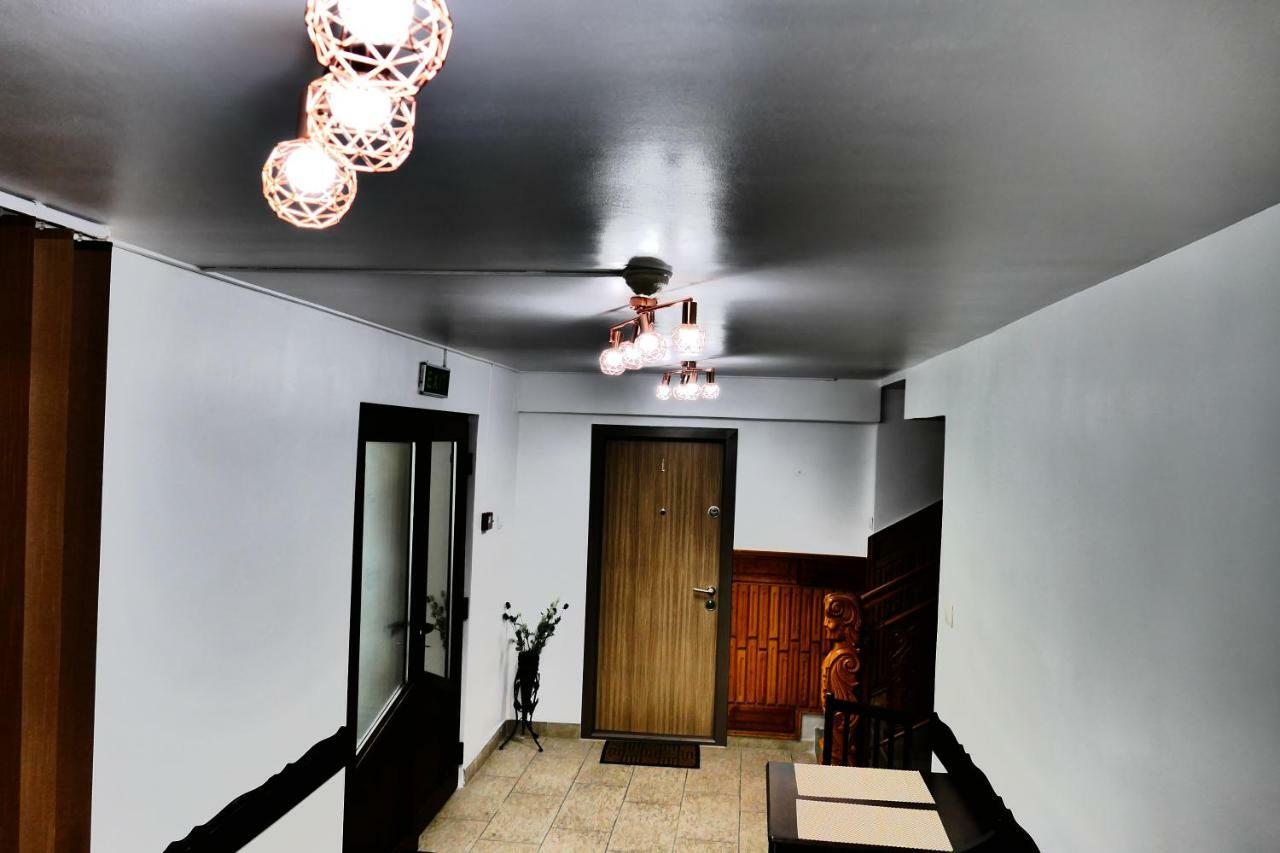 Pensiunea Roua Florilor Hotel Anina Bagian luar foto